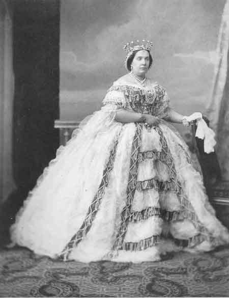 La Reina Isabel II de España