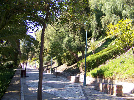 Jardines de Puerta Oscura
