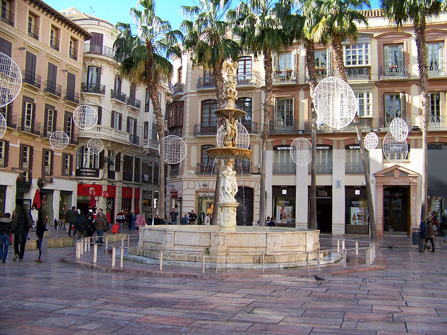 Plaza de la Constitución y fuente de Génova ó de Carlos V Plaza de la Constitución y fuente de Génova ó de Carlos V