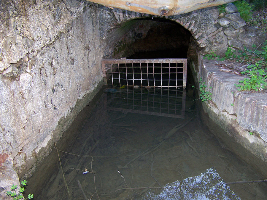 Acequia del Puente de Arroyo Humaina