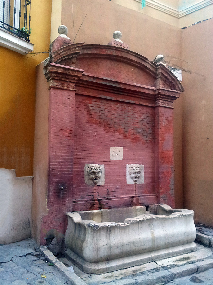Fuente de los Cristos